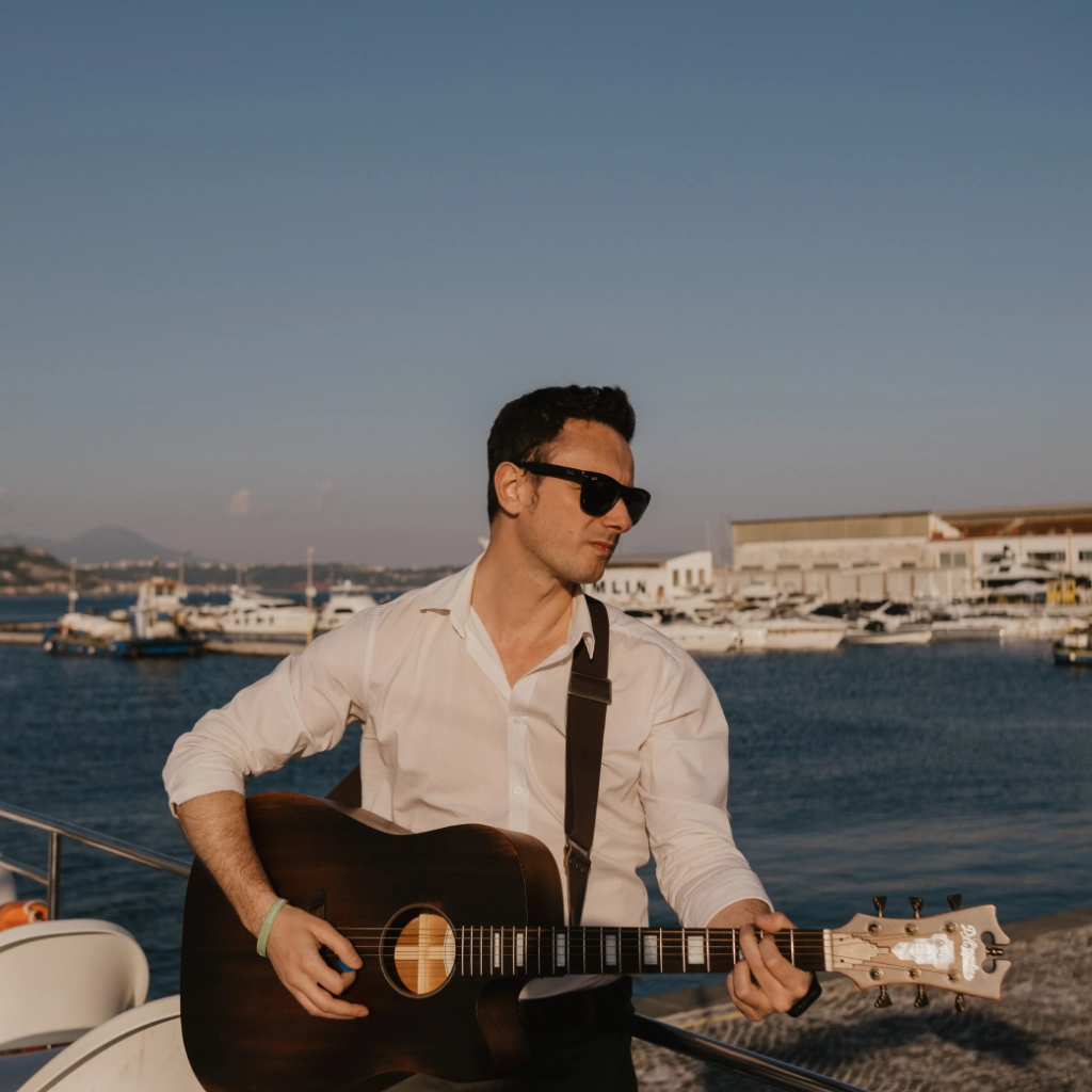 Chitarra in Barca