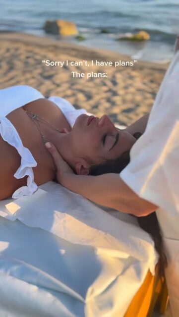 Il rumore delle onde, relax totale e un massaggio che scioglie tutte le tensioni… il piano perfetto✨

👉🏼 Scoprilo al link in bio! 

#ohmybob #cosedafare #massaggio #asmr #napoli