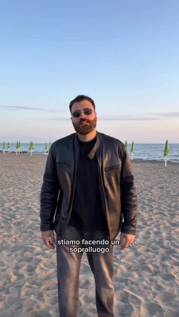 È tutto pronto! ✨

OhMyBob! e @nomea_eventi ti portano al La Plancia Village per farti vivere una serata unica: musica dal vivo, tramonto e piedi nella sabbia 🌅🎶
Non puoi perdertela! 

🗓️ 30 MAGGIO 

👉🏼 Prenota ora al link in bio! 

#ohmybob #cosedafare #concerto #concertoinspiaggia #napoli