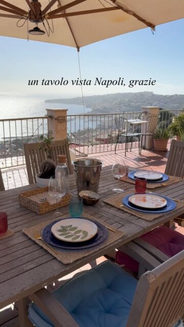 Napoli da qui ha tutto un altro sapore 🍝

Una terrazza privata affacciata sul Golfo, piatti preparati con ingredienti di stagione e una vista che difficilmente si dimentica 💛

👉🏼 Scopri l’esperienza al link in bio! 

#ohmybob #cosedafare #esperienze #homerestaurant #napoli