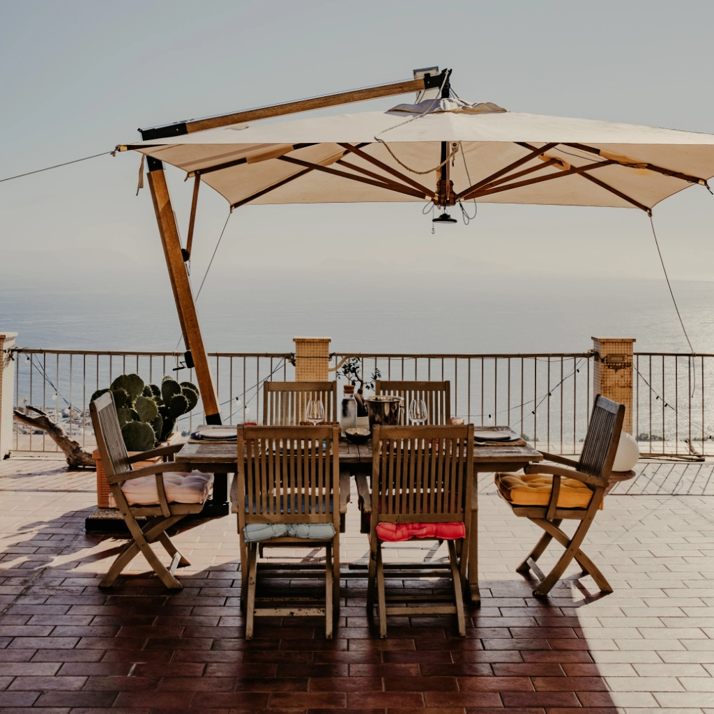Pranzo o cena sui tetti di Napoli