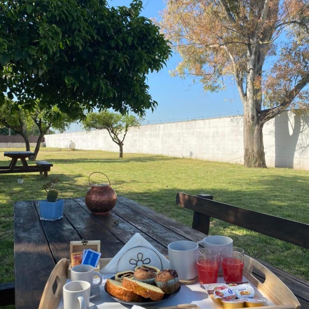 Colazione in giardino
