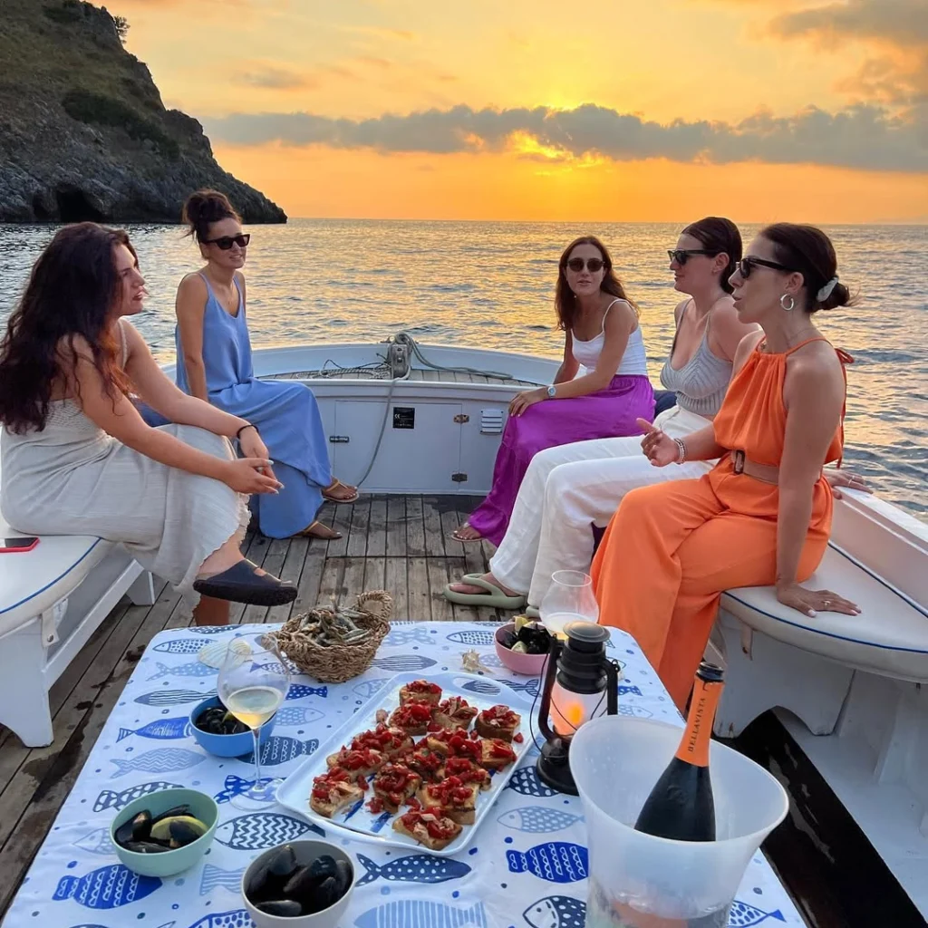 Aperitivo in barca | Portici