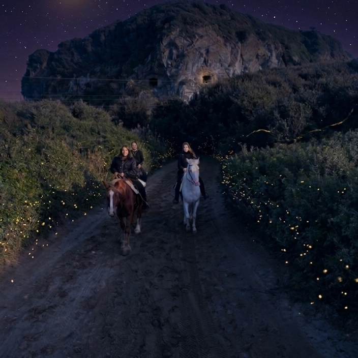 A cavallo tra le lucciole