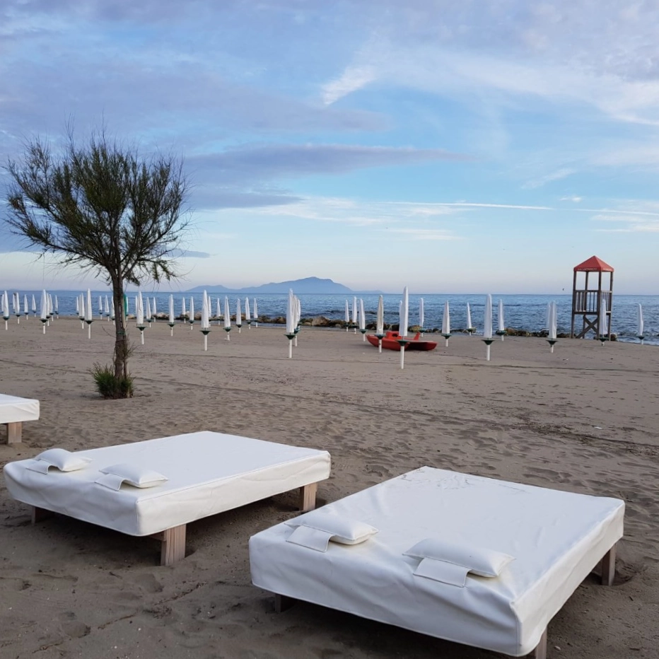 Colazione in Spiaggia | La Plancia